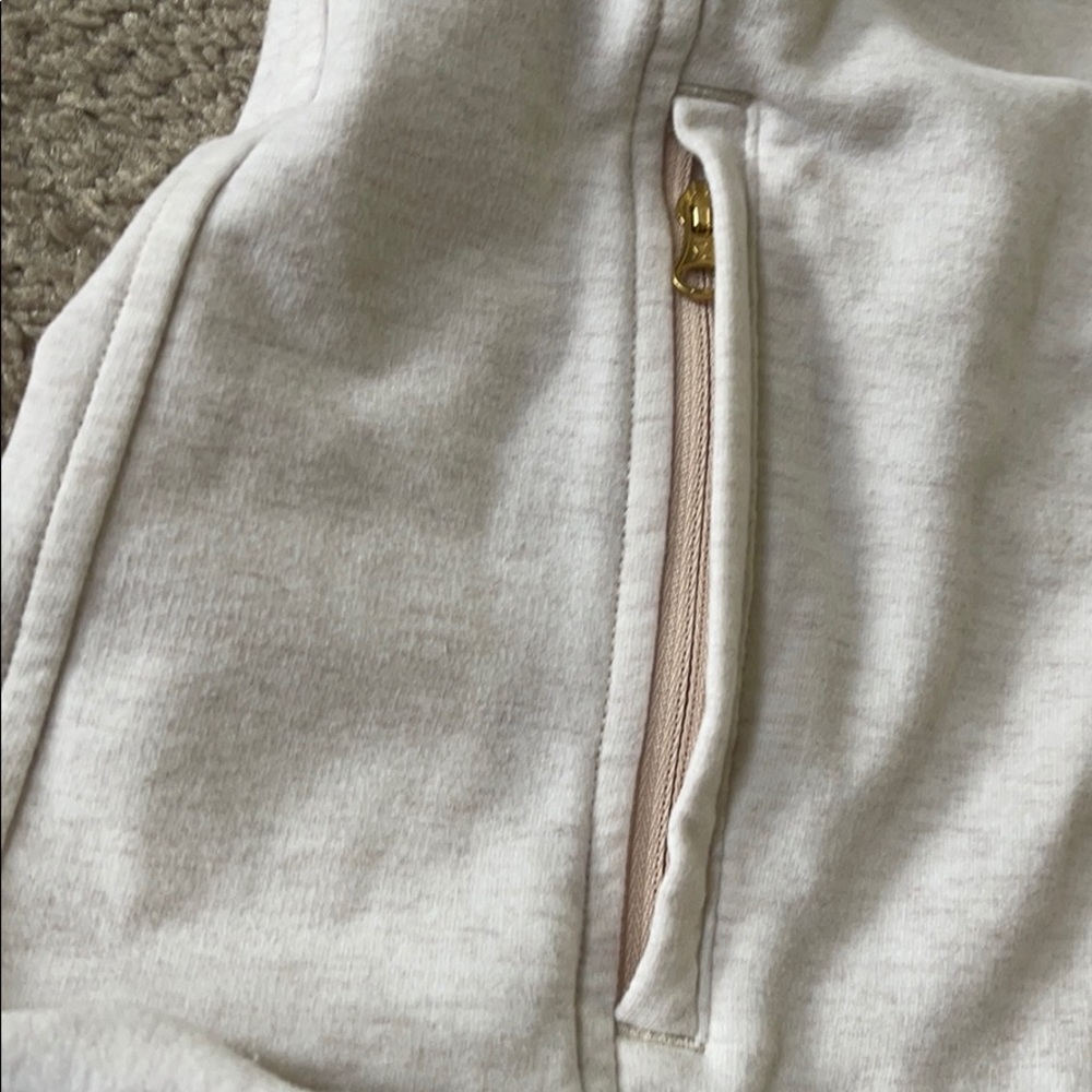 Lululemon jacket - Picture 6 of 6